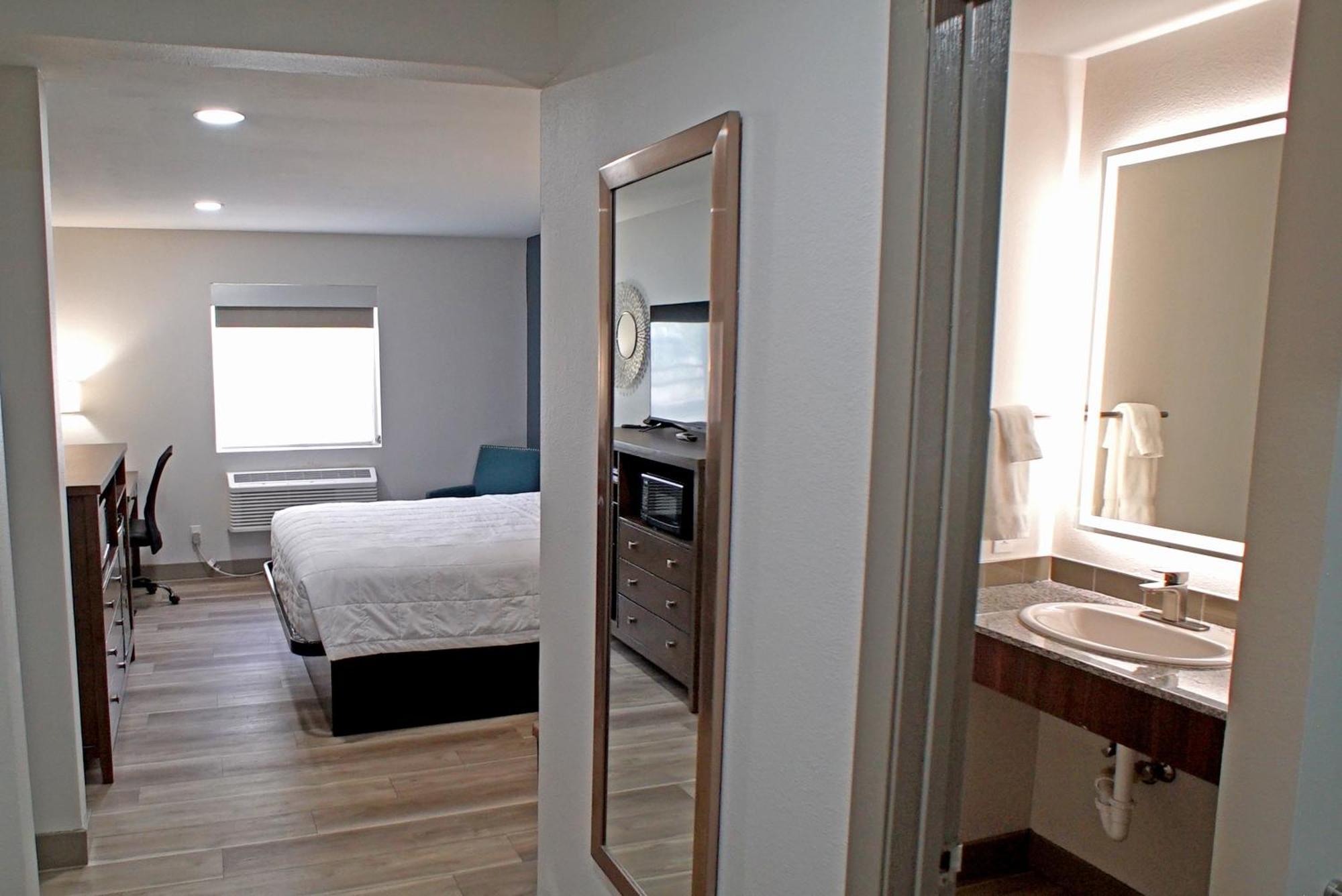Hotel Baymont By Wyndham Monte Vista Habitación foto
